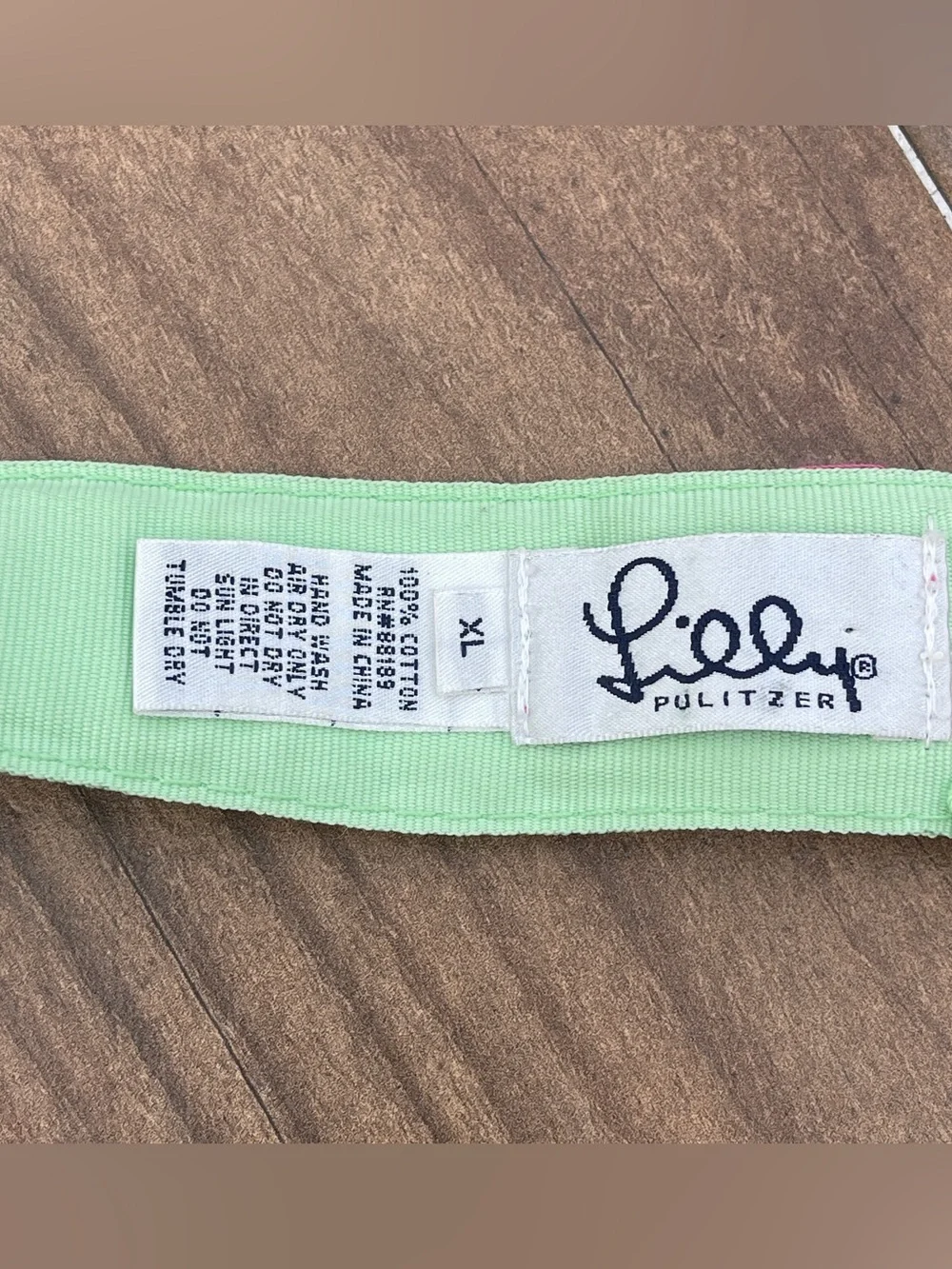 Lilly Pulitzer WHITE LABEL Pink and Light Green Ribbon Belt with Bee Motiff